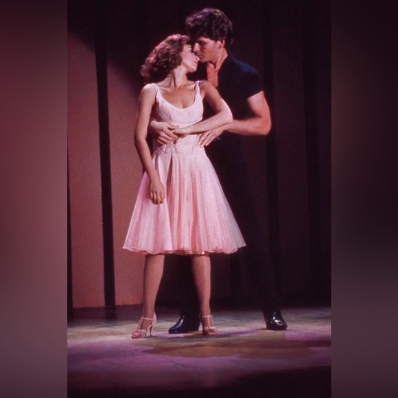 Y2K V-Neck High-Low Dirty Dancing Homecoming Navy Petite Dress Size 4P - Picture 3 of 4